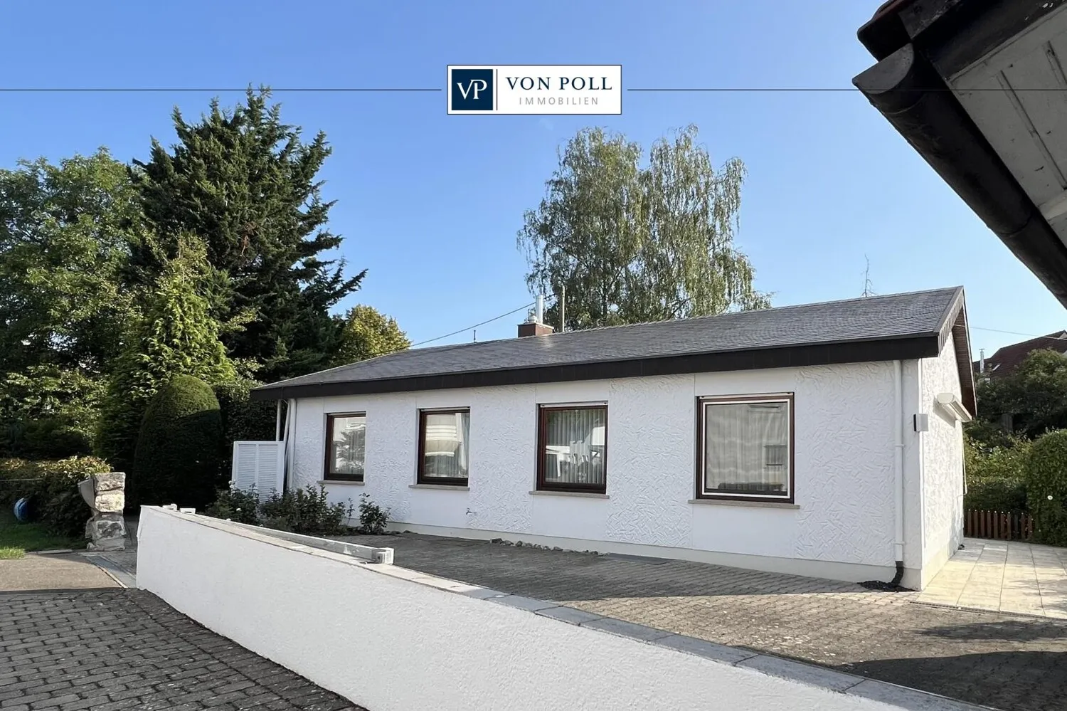Stilvoller Bungalow mit Bauhauselementen