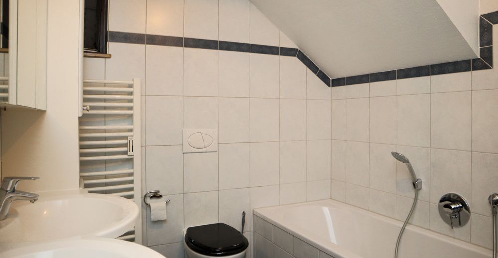 Badezimmer EG