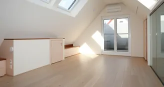 von_poll_real_estate_property_25349047_image_5