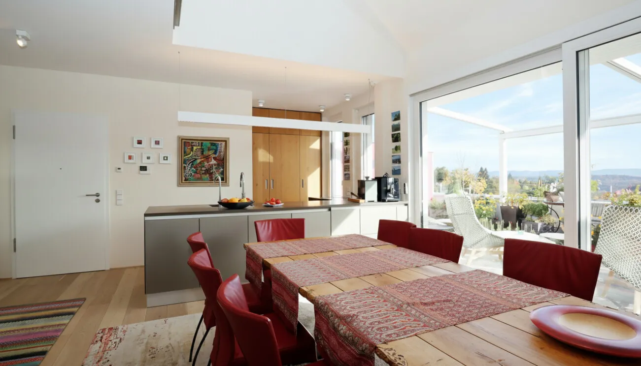 Essbereich und offenen Küche DG 1