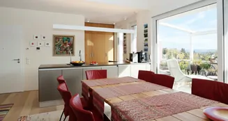 von_poll_real_estate_property_25349047_image_1