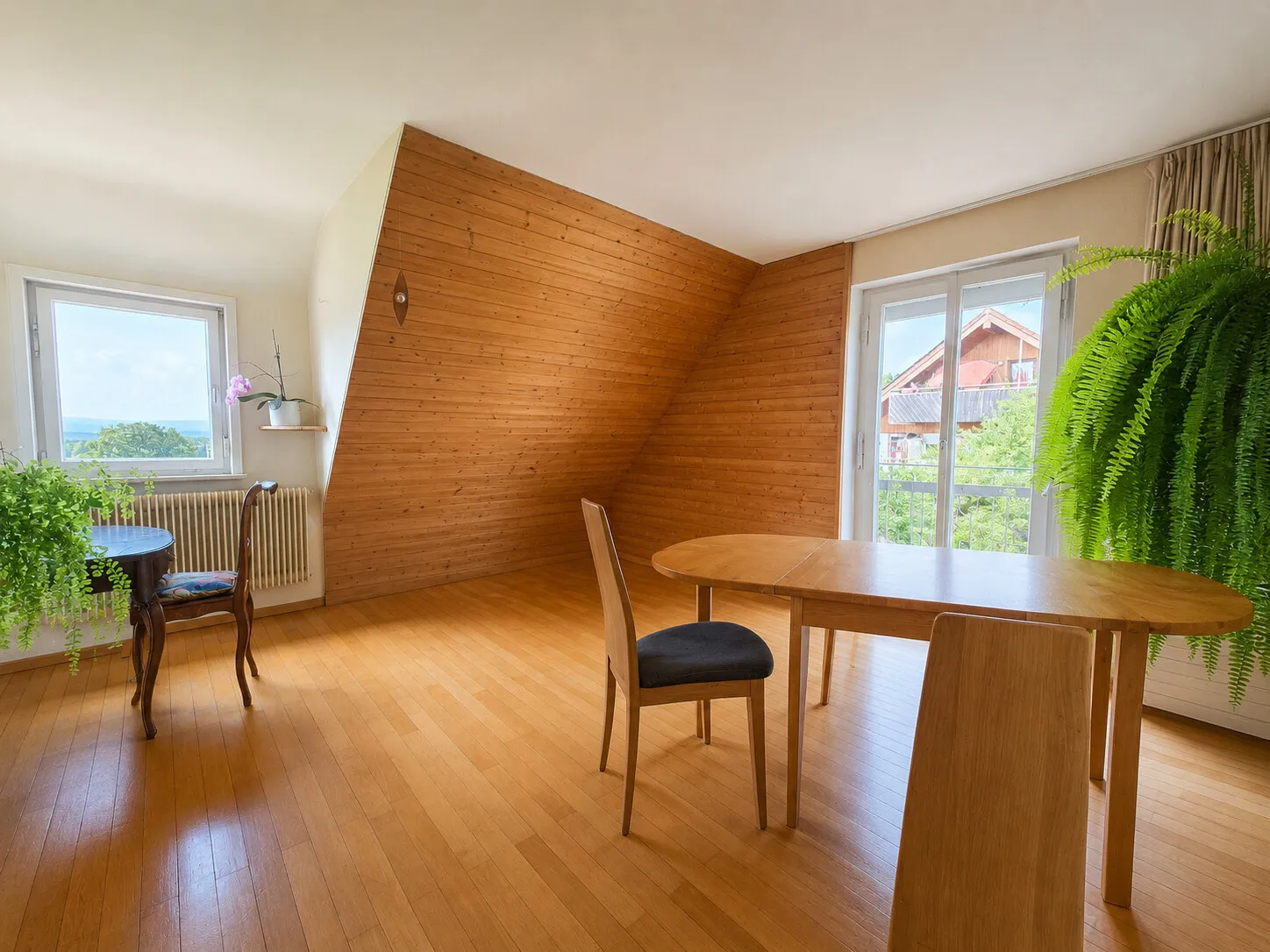DG Wohnzimmer virtuell beräumt