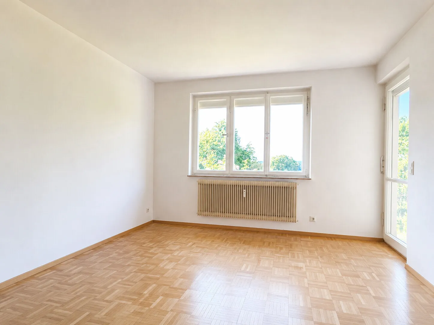 EG Wohnzimmer virtuell beräumt