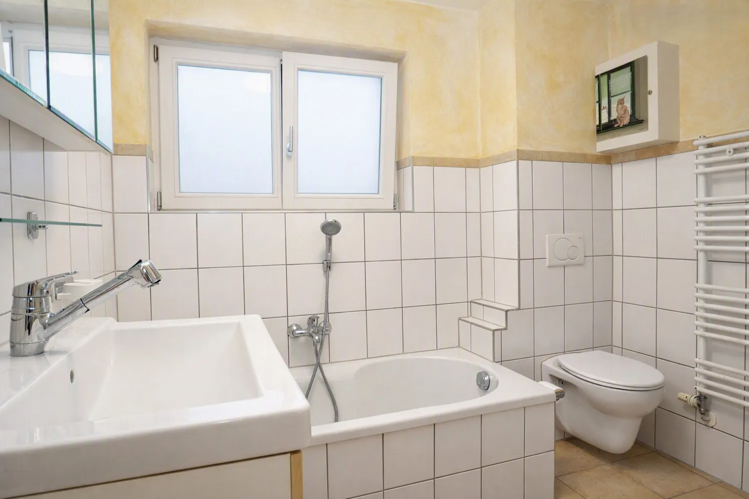 Einheit 1 OG Badezimmer