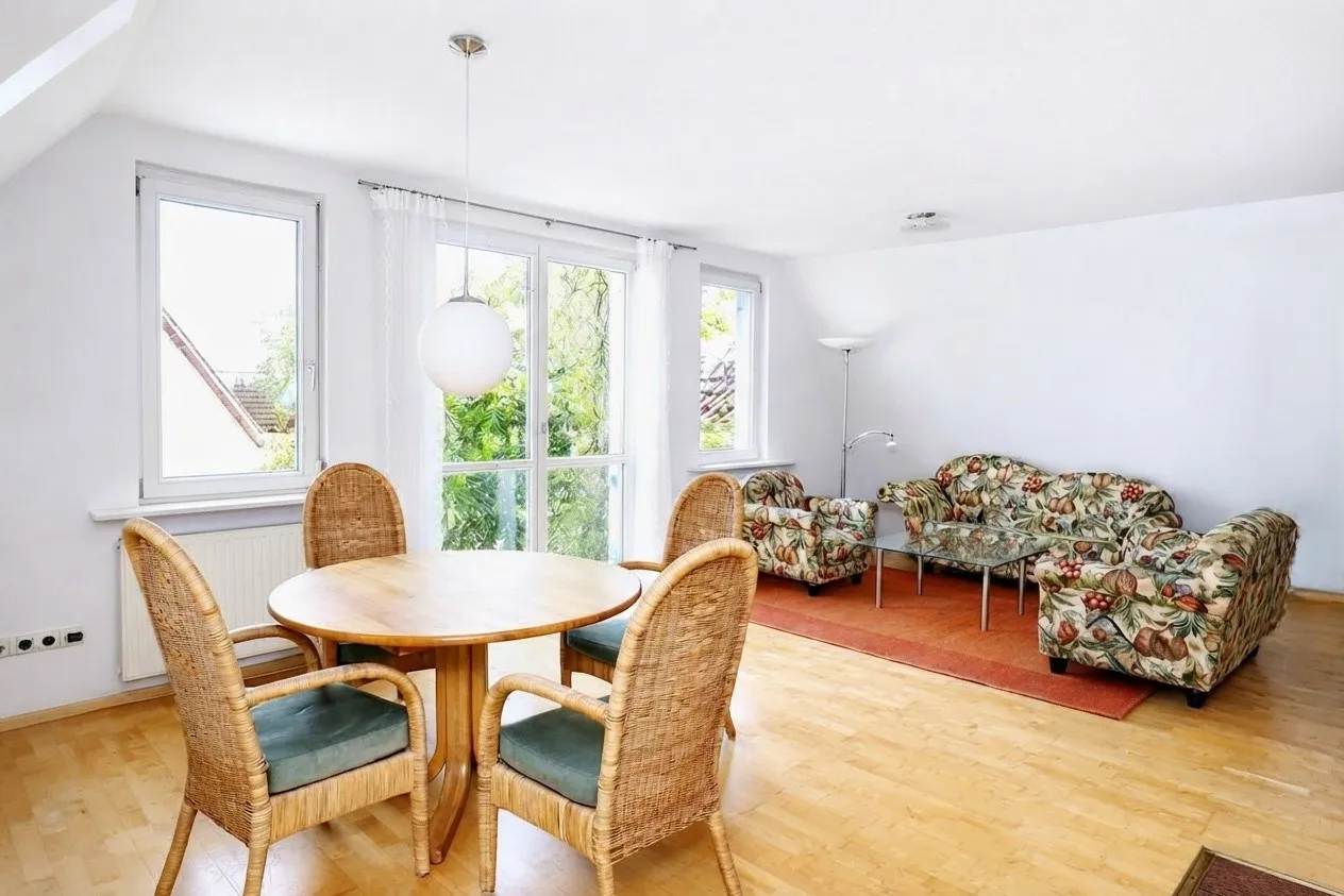Einheit 2 DG Woh- Esszimmer