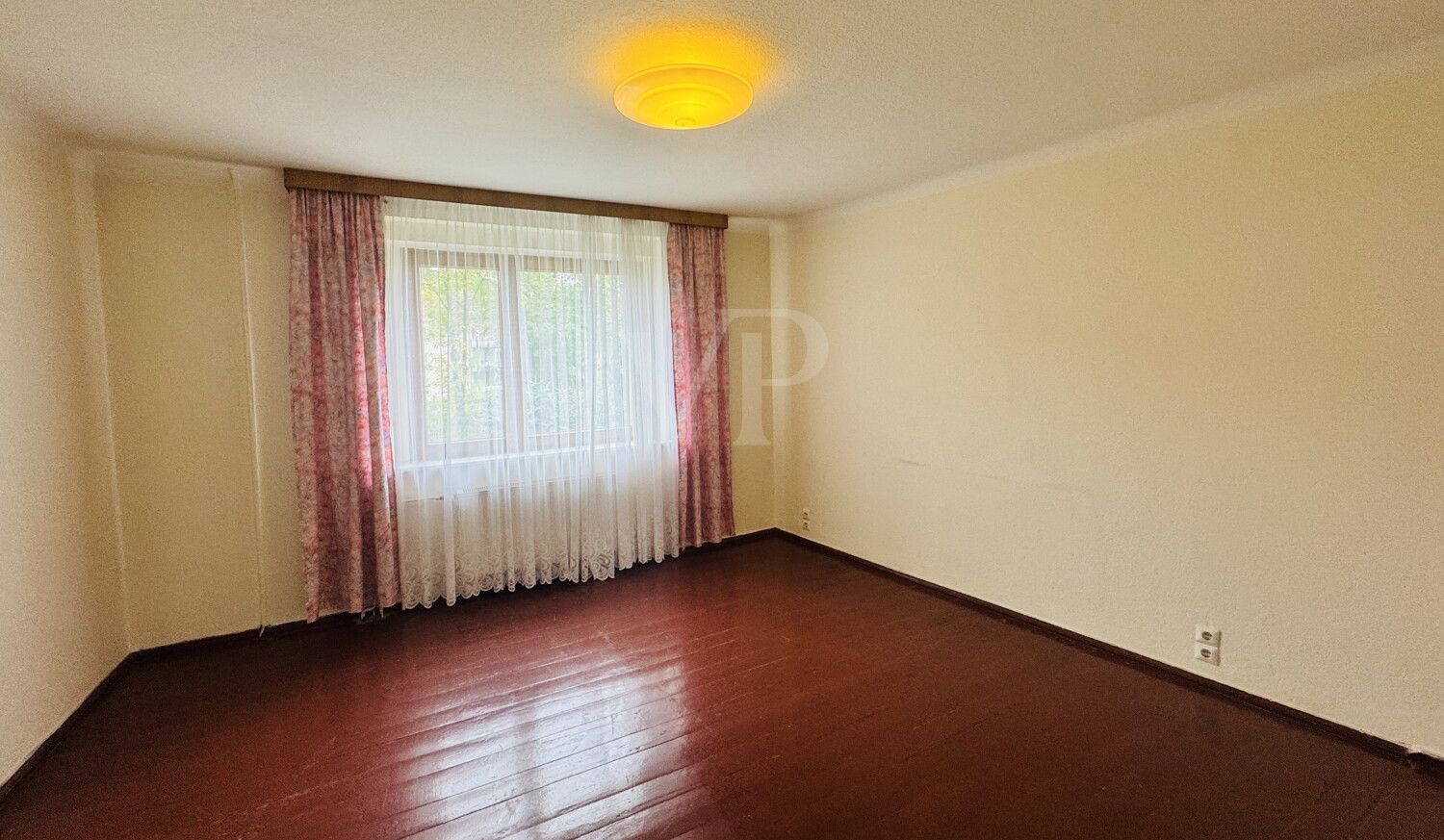 Zimmer 2 OG