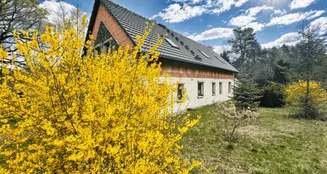 von_poll_real_estate_property_25382012_image_1