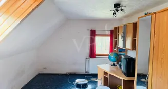 von_poll_real_estate_property_25382012_image_14