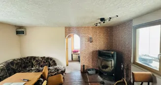 von_poll_real_estate_property_25382012_image_17