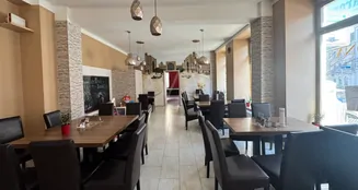 von_poll_real_estate_property_25382017_image_19