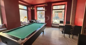 von_poll_real_estate_property_25382017_image_20