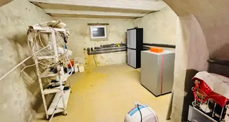 von_poll_real_estate_property_25382016_image_26