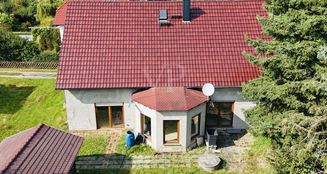 von_poll_real_estate_property_25382016_image_1