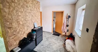 von_poll_real_estate_property_25382016_image_8