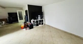 von_poll_real_estate_property_25382016_image_10