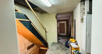 von_poll_real_estate_property_25382016_image_15