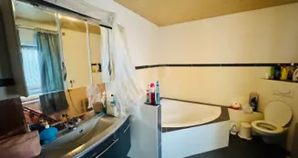 von_poll_real_estate_property_25382016_image_14