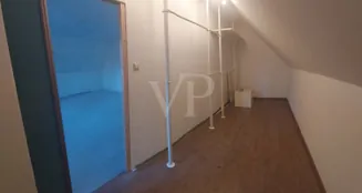 von_poll_real_estate_property_25382016_image_18