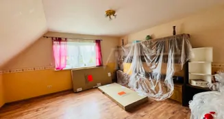 von_poll_real_estate_property_25382016_image_20