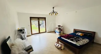 von_poll_real_estate_property_25382016_image_12