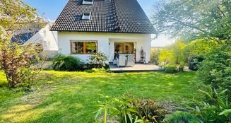 von_poll_real_estate_property_25382025_image_22