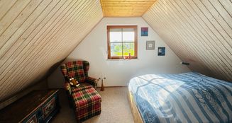 von_poll_real_estate_property_25382025_image_11
