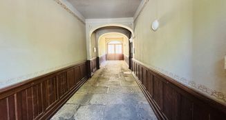 von_poll_real_estate_property_25382024_image_6