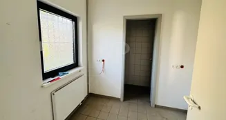 von_poll_real_estate_property_25382032_image_5