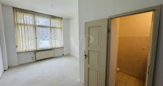 von_poll_real_estate_property_26382005_image_5