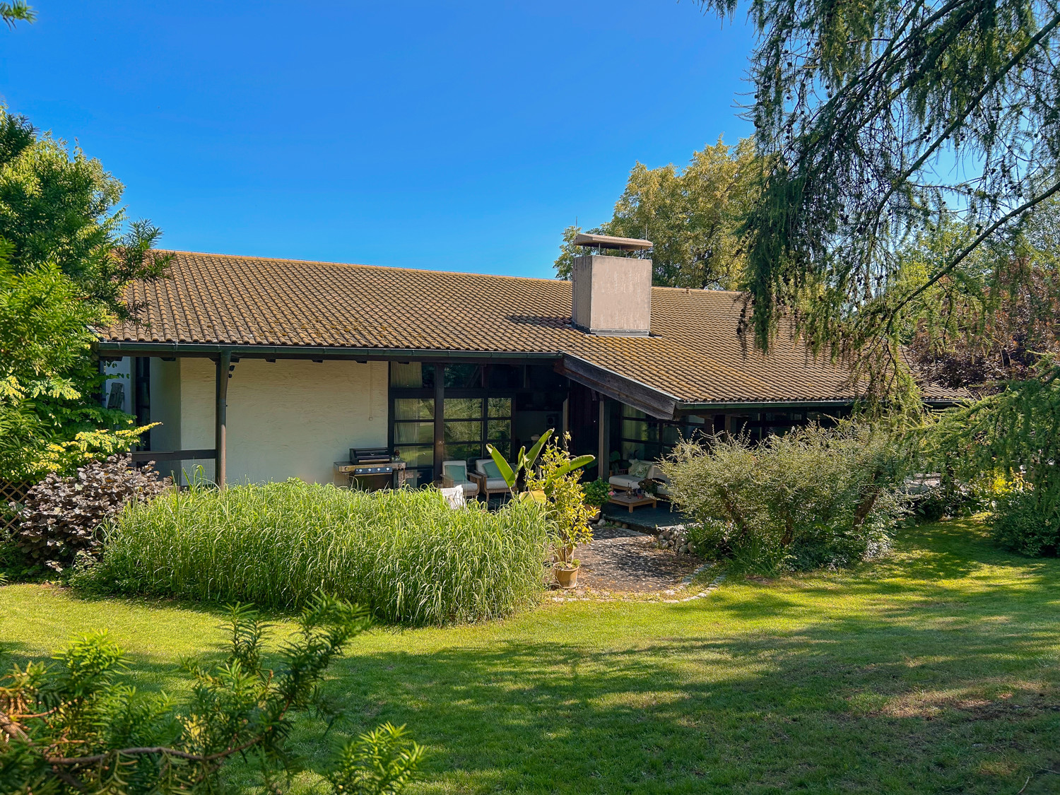 Haus Gartenseite Titelbild VPI