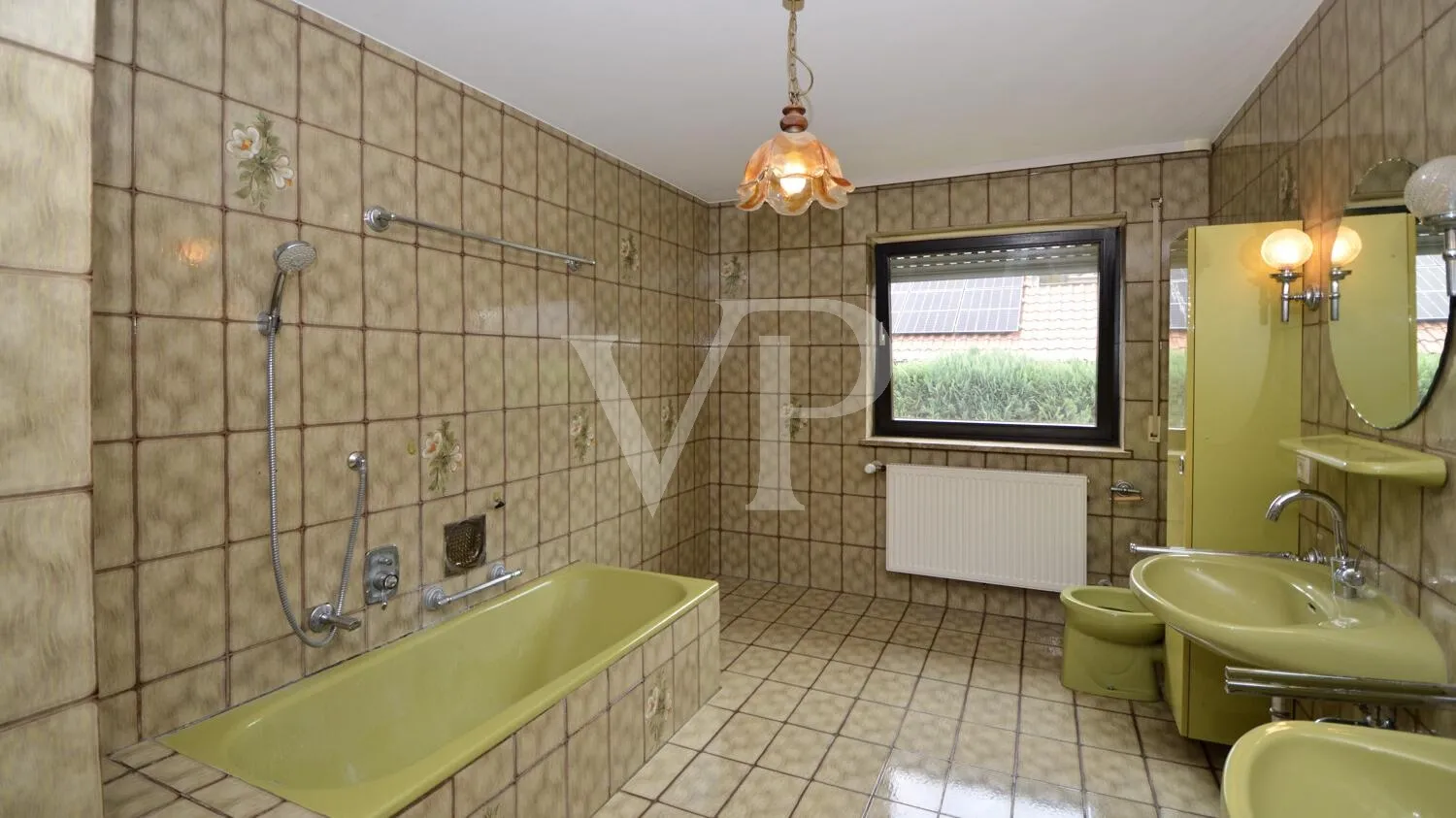 Badezimmer EG