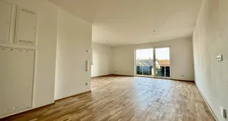 von_poll_real_estate_property_24172009_image_0