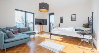 von_poll_real_estate_property_24172024_image_15