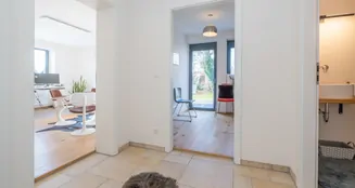 von_poll_real_estate_property_24172024_image_17