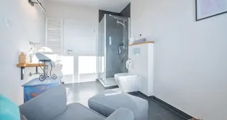 von_poll_real_estate_property_24172024_image_15