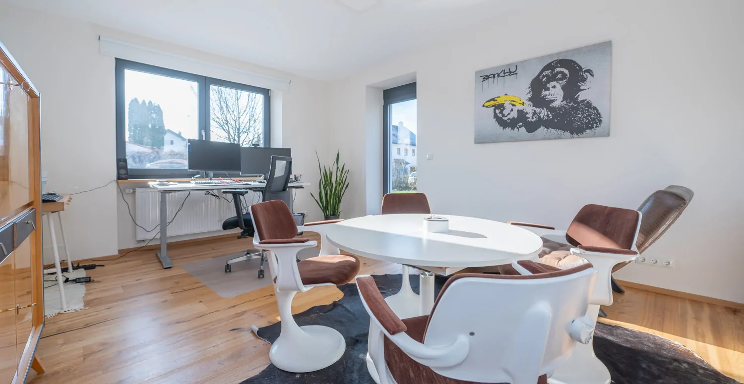 Büro Einliegerwohnung