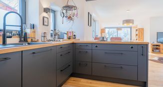 von_poll_real_estate_property_24172024_image_10