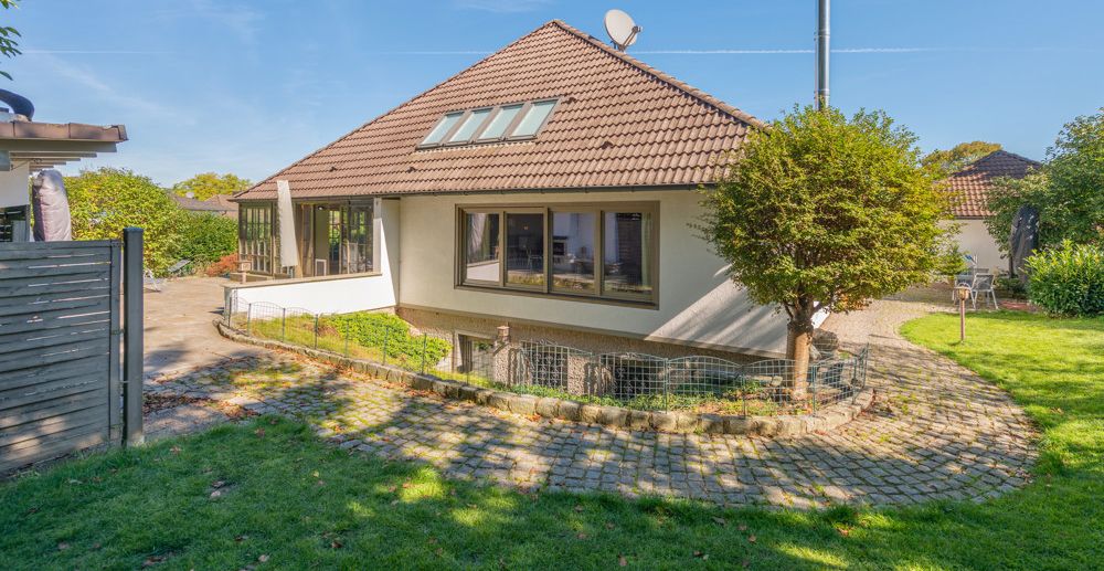 Großzügiges Einfamilienhaus in ruhiger Sackgasse