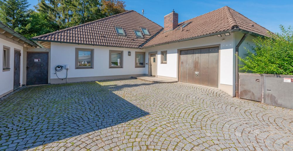 Großzügiges Einfamilienhaus in ruhiger Sackgasse
