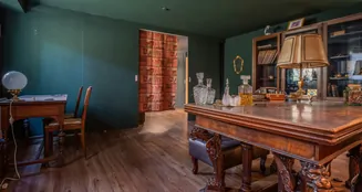 von_poll_real_estate_property_25172003_image_31