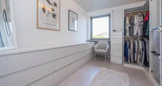 von_poll_real_estate_property_25172003_image_20