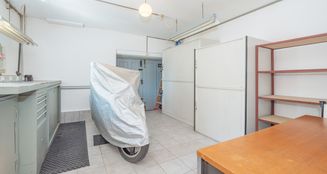 von_poll_real_estate_property_25172004_image_21
