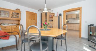 von_poll_real_estate_property_25172004_image_9