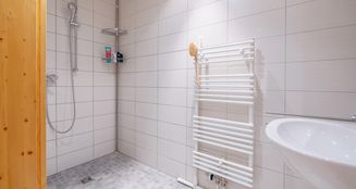 von_poll_real_estate_property_25172004_image_11