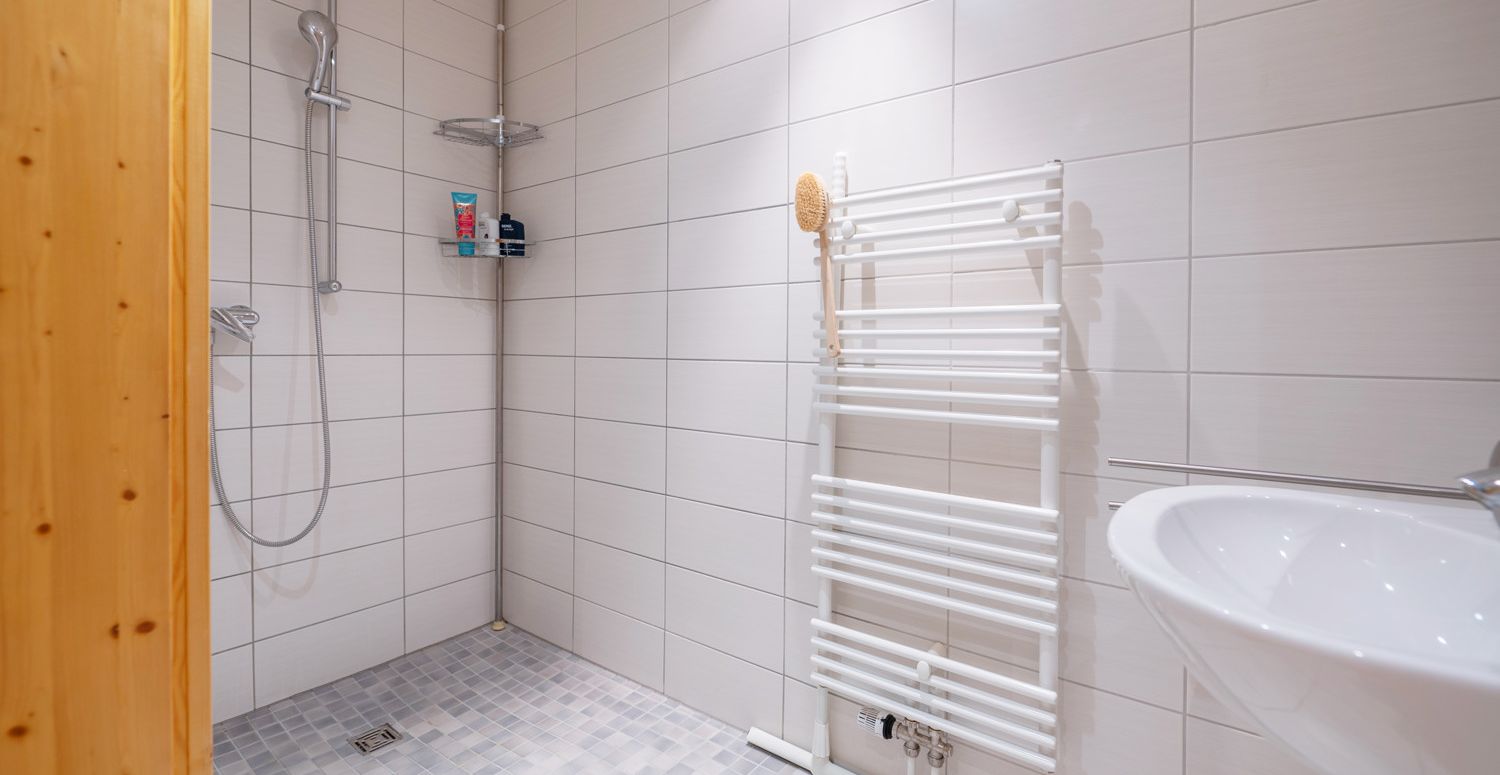 Duschbad im Erdgeschoss