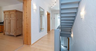 von_poll_real_estate_property_25172004_image_14