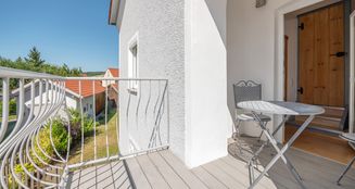 von_poll_real_estate_property_25172004_image_7