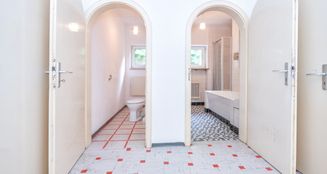 von_poll_real_estate_property_25172005_image_12