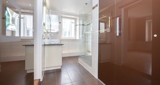 von_poll_real_estate_property_25172006_image_10