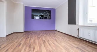 von_poll_real_estate_property_25172006_image_4